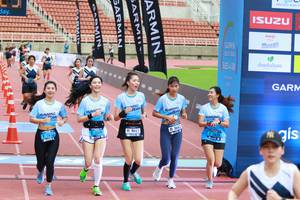 BIB: 8662, 663
                            <button type="button" onclick="openModal(4642900)" class="btn btn-primary btn-sm float-right btn-popup" data-toggle="modal" data-target=".modal-high-quality">
                        <i class="fas fa-shopping-cart"></i> Add to Cart
                    </button>
                                            <button type="button" onclick="isThisMe(4642900, true)" class="btn btn-success btn-sm float-right btn-popup btn-isme hidden" data-toggle="tooltip" data-placement="bottom" title="นี่คือรูปของคุณใช่ไหม คลิกที่นี่เพื่อเอาเข้าอัลบั้ม">
                        <i class="fas fa-plus"></i> Add to album
                    </button>
                    <button type="button" onclick="isThisMe(4642900, false)" class="btn btn-warning btn-sm float-right btn-popup btn-isnotme hidden">
                        <i class="fas fa-ban"></i> Remove from album
                    </button>